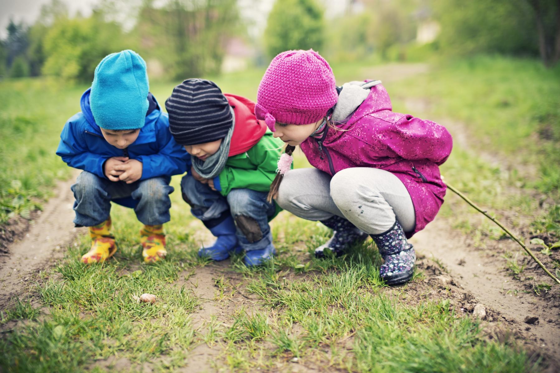 Kinder draußen